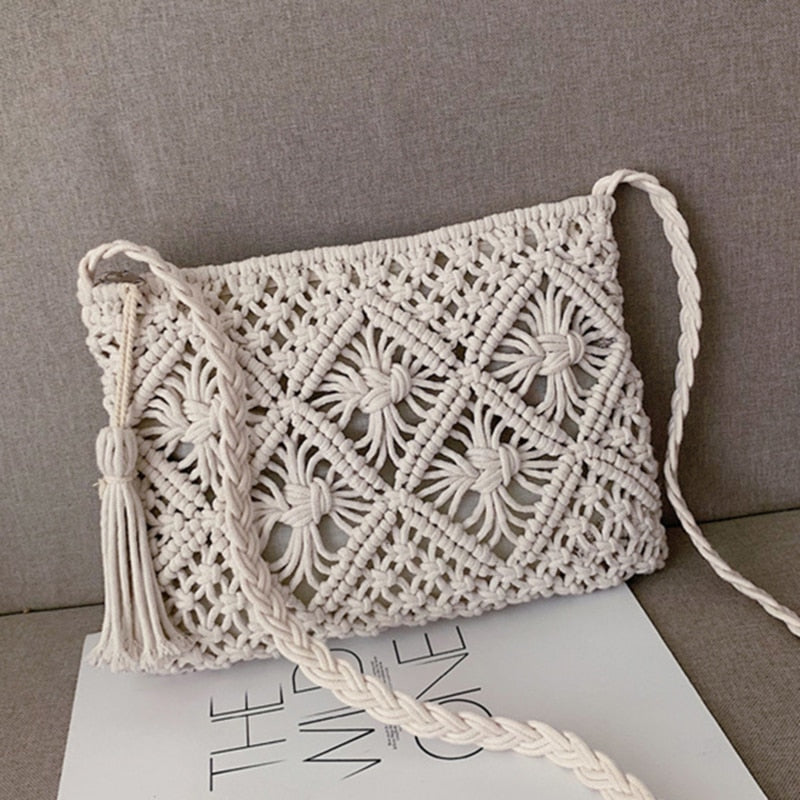 Handmade Cotton Macramé Crossbody Bag – 27 × 20 cm