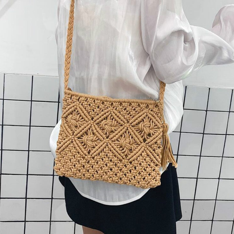 Handmade Cotton Macramé Crossbody Bag – 27 × 20 cm
