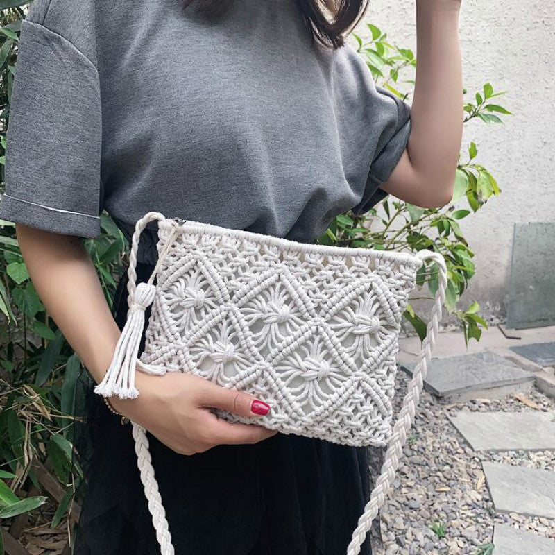 Handmade Cotton Macramé Crossbody Bag – 27 × 20 cm