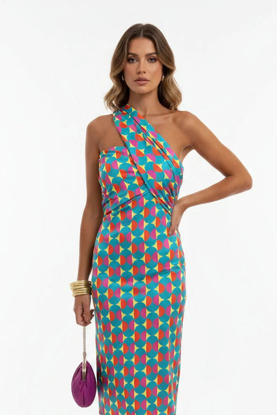 Lightweight Elegant Midi Dress for Everyday Outings