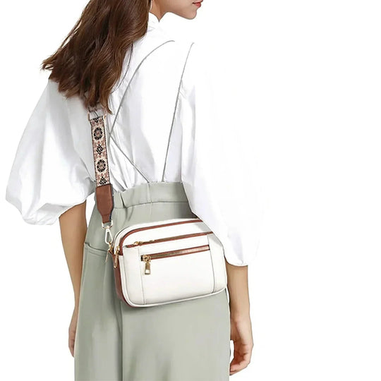Mini Leather Crossbody Bag – Adjustable 119 cm Strap and Card Slots