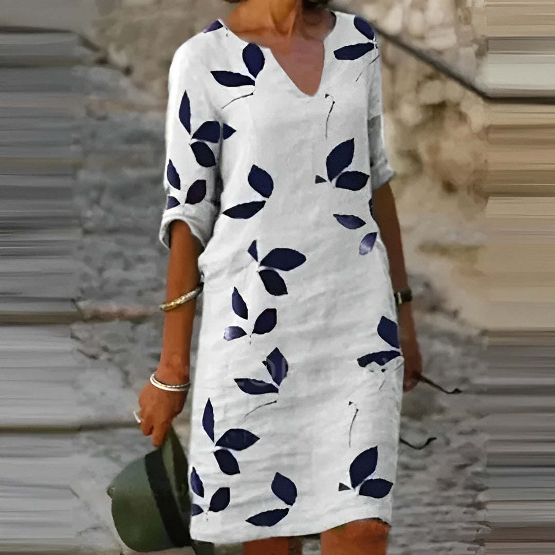Relaxed Floral V-Neck Midi Dress with Short Sleeves