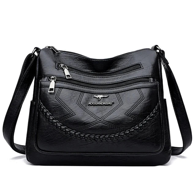 Soft Leather Crossbody Bag – 23 × 27 cm with Zip and Magnetic Closure