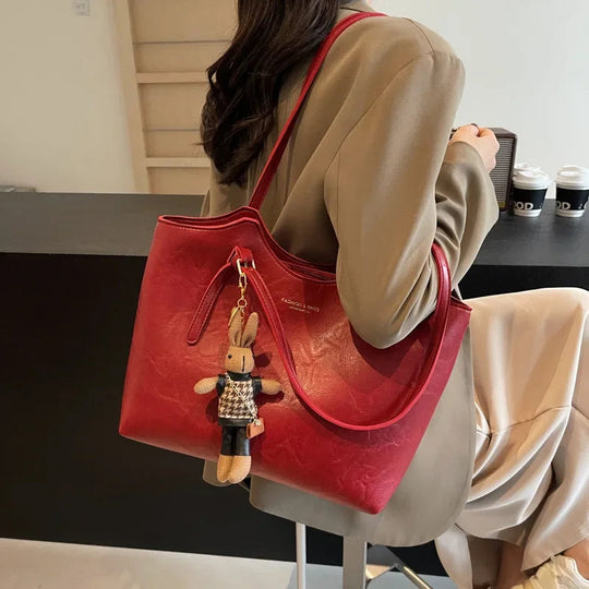 Vegan Leather Shoulder Bag – Spacious Everyday Work and Shopping Style