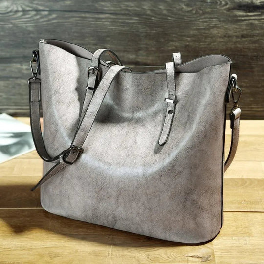 Vintage Faux Leather Shoulder Bag – Magnetic Flap and Adjustable Strap