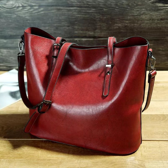 Vintage Faux Leather Shoulder Bag – Magnetic Flap and Adjustable Strap