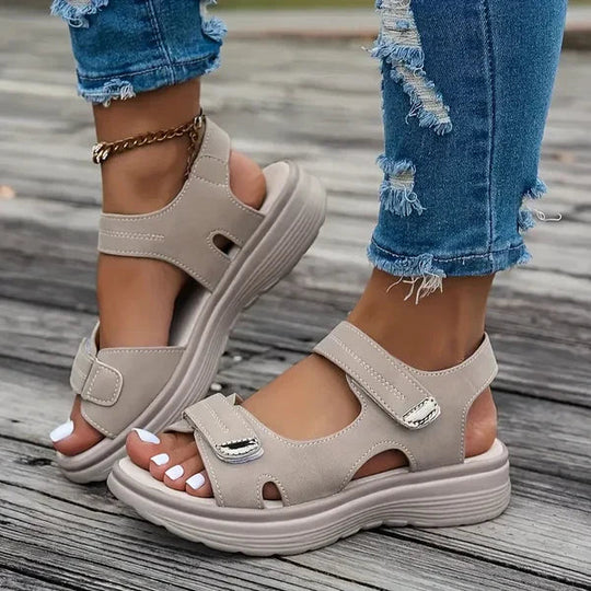 Women’s Adjustable Comfort Sandals with Ergonomic Sole