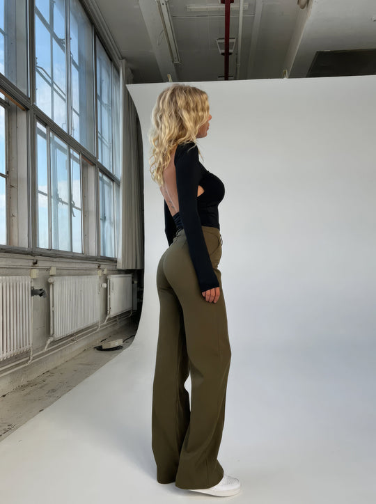 Women’s High-Waisted Straight-Leg Pants – Soft Stretch Trousers