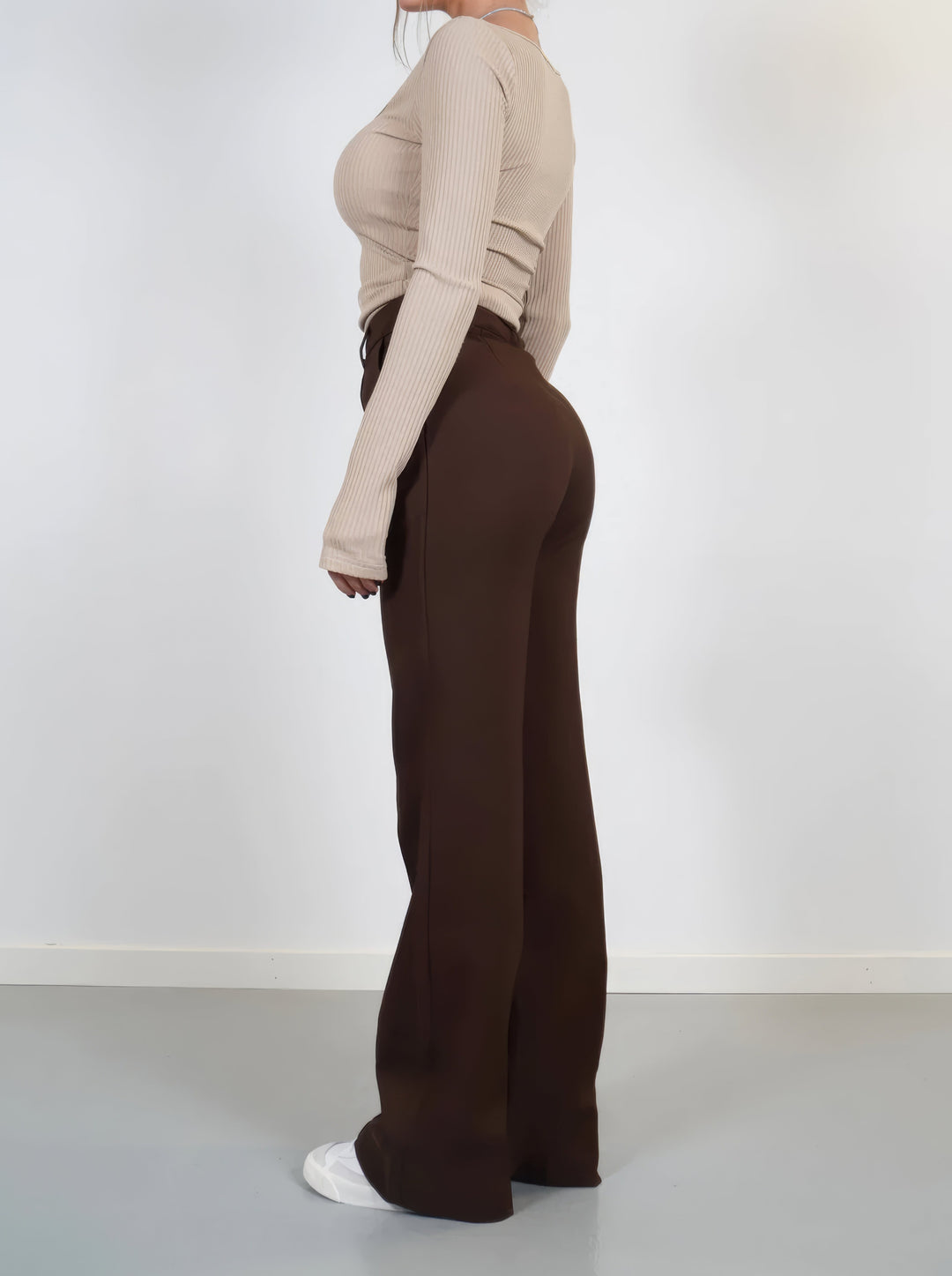 Women’s High-Waisted Straight-Leg Pants – Soft Stretch Trousers