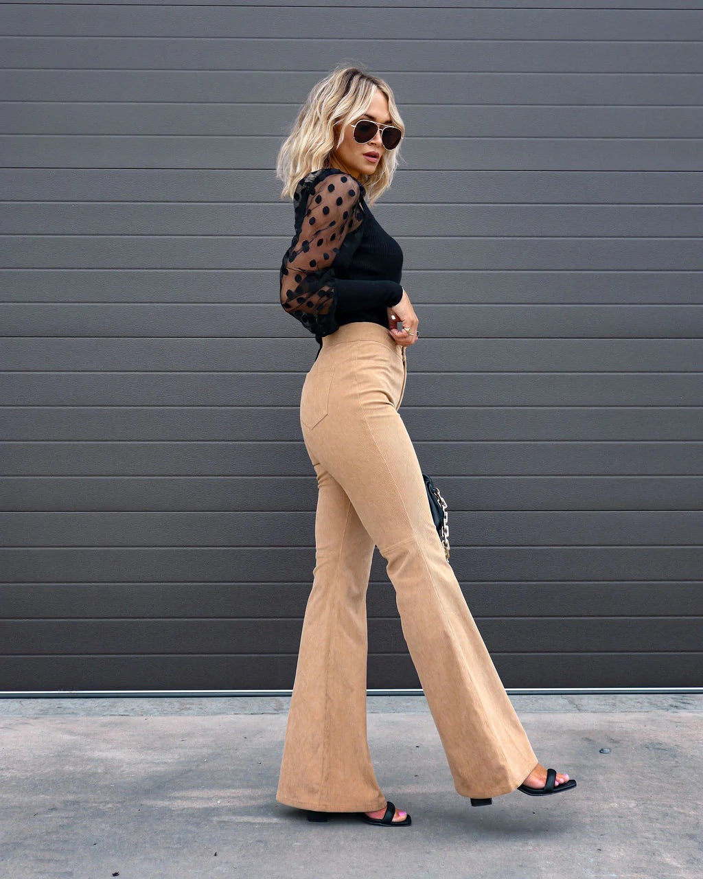 Women’s High-Waisted Velvet Pants – Elegant Wide-Leg Trousers