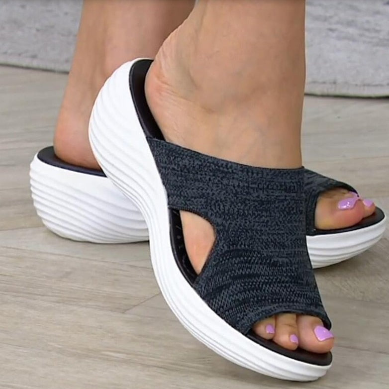 Women’s Lightweight Arch-Support Sandals in Black, Blue or Pink