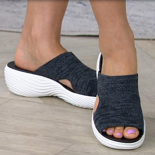 Women’s Lightweight Arch-Support Sandals in Black, Blue or Pink