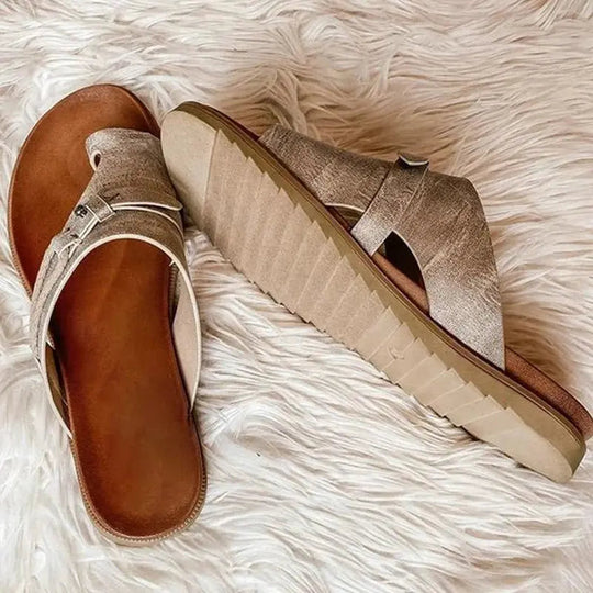 Women’s Lightweight Summer Sandals with Flexible Sole