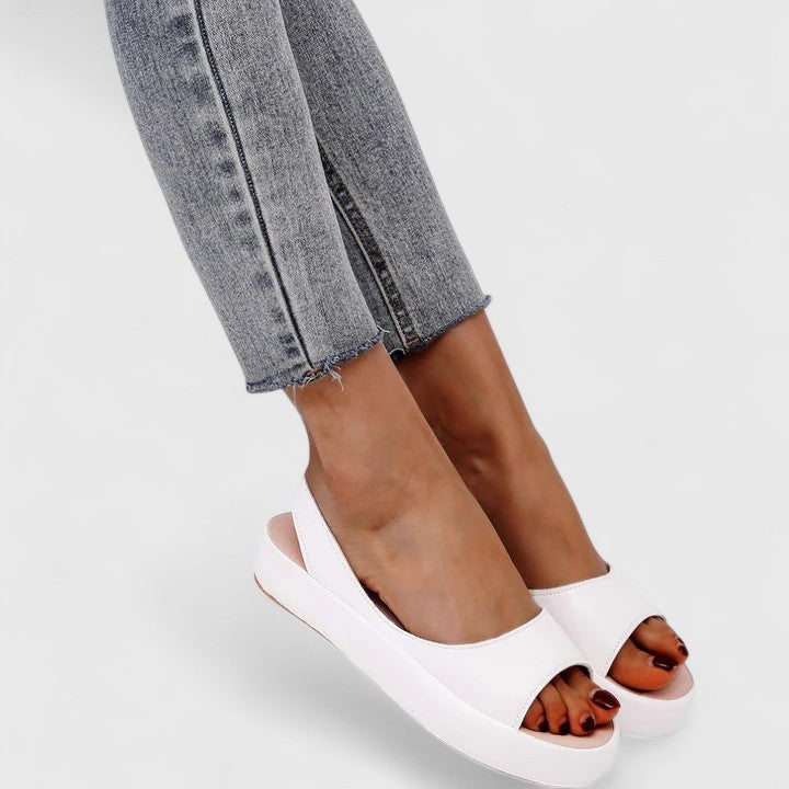 Women’s Lightweight Support Sandals in Five Summer Colours
