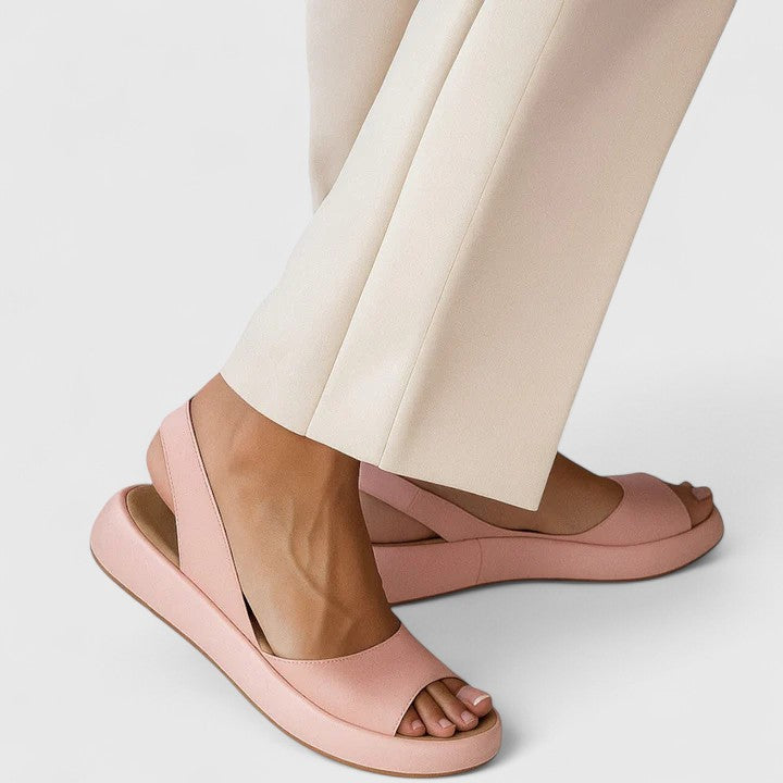 Women’s Lightweight Support Sandals in Five Summer Colours