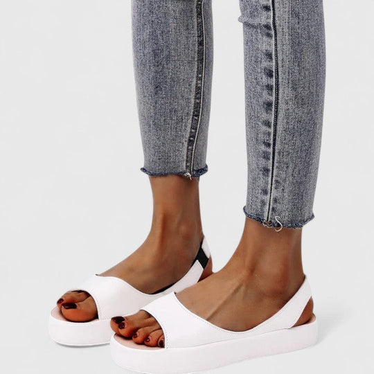 Women’s Lightweight Support Sandals in Five Summer Colours