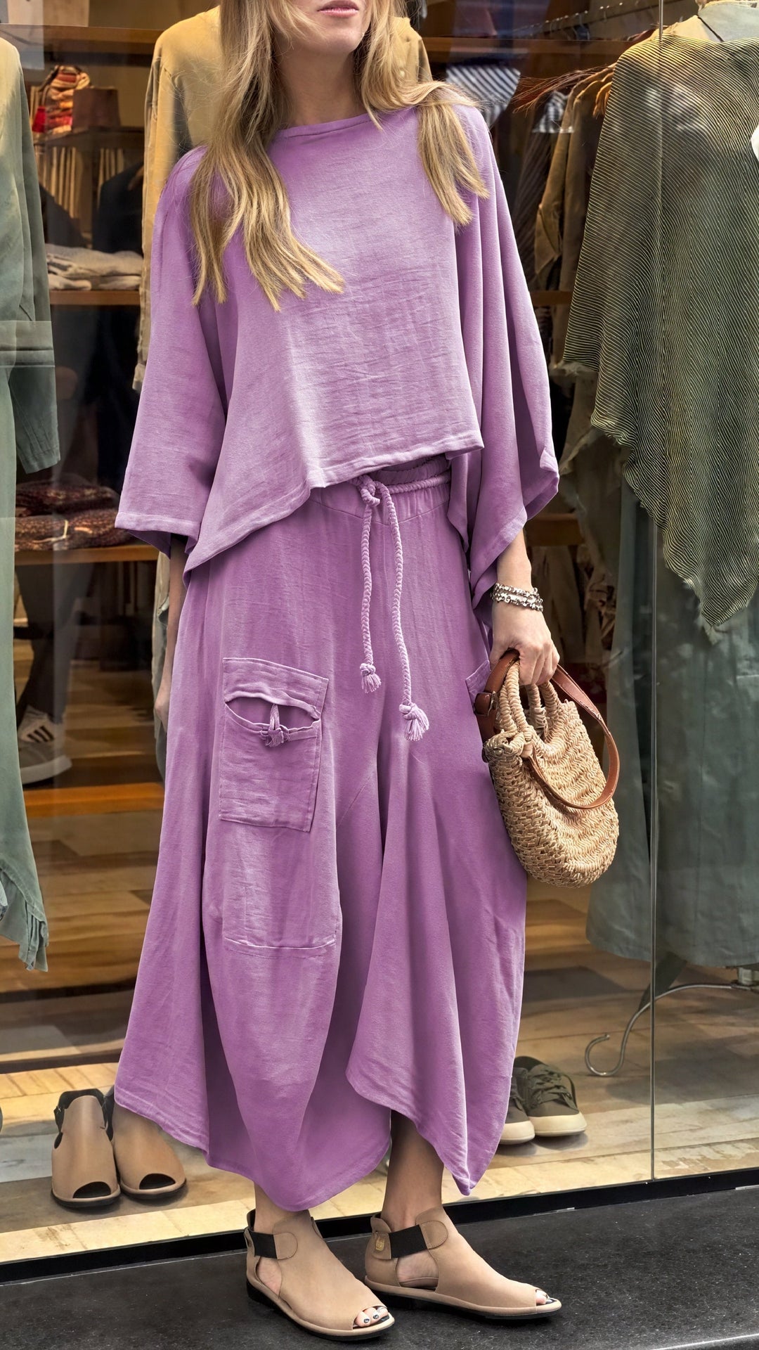 Women’s Loose Two-Piece Set – Drawstring Wide Trousers with Pockets