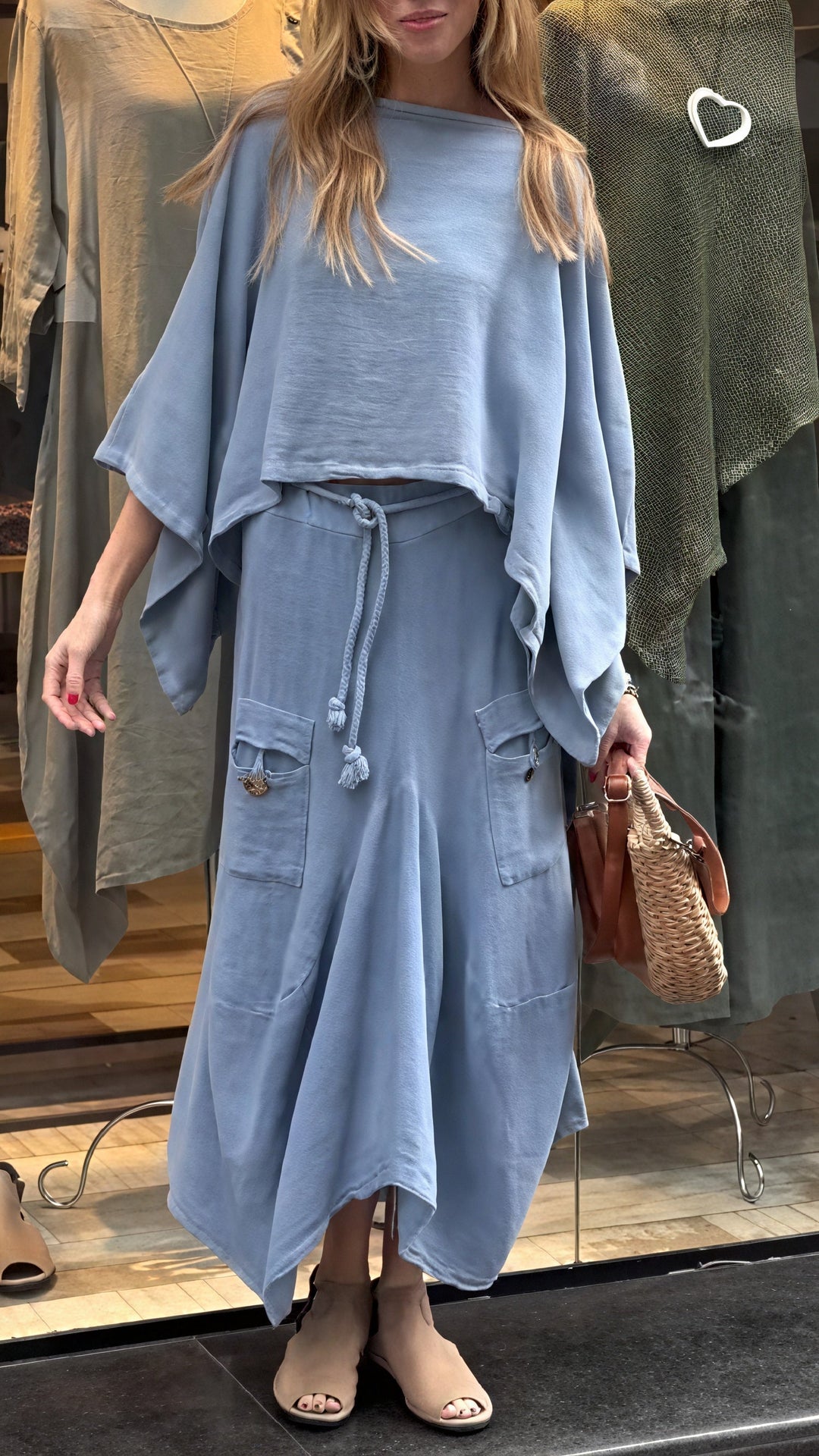 Women’s Loose Two-Piece Set – Drawstring Wide Trousers with Pockets