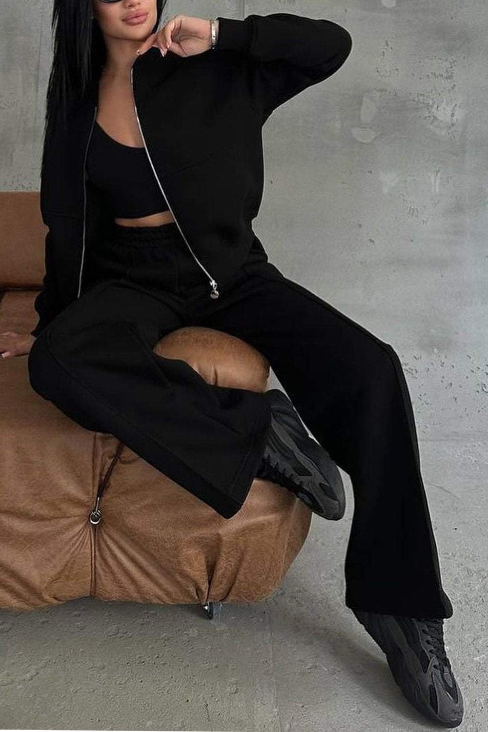 Women’s Oversized Zip Sweatshirt and Jogger Set – Relaxed Athleisure Outfit
