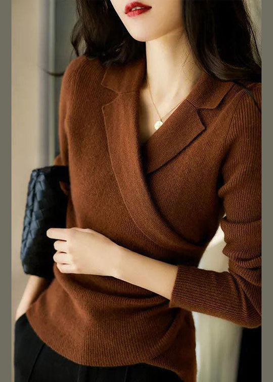 Women’s Peter Pan Collar Sweater – Fitted Knit with Asymmetrical Hem