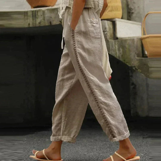 Women’s Relaxed Tapered Pants – Elastic-Waist Trousers with Pockets
