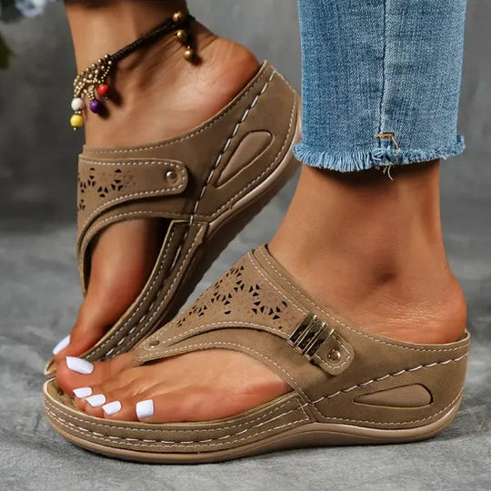 Women’s Slip-On Sandals with Arch Support and Cushioned Footbed