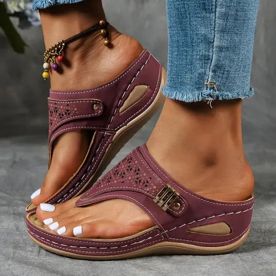 Women’s Slip-On Sandals with Arch Support and Cushioned Footbed