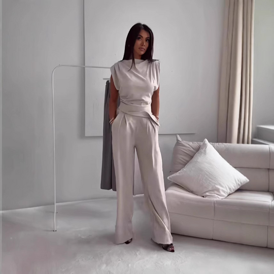 Women’s Soft Lounge Set – Long-Sleeve Top and Wide Trousers