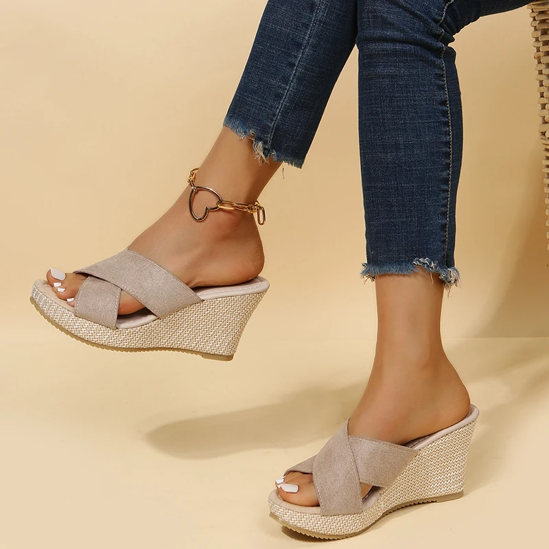 Women’s Supportive Open Sandals for Everyday Summer Wear