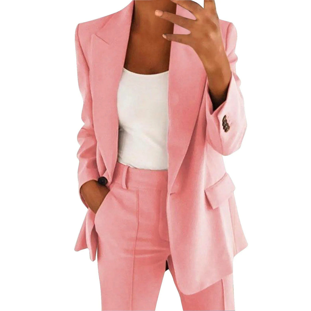 Women’s Two-Piece Business Suit – Fitted Blazer and High-Waist Tapered Trousers