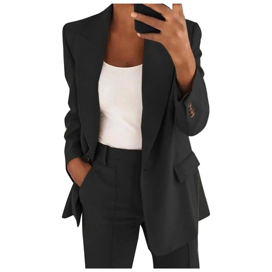 Women’s Two-Piece Business Suit – Fitted Blazer and High-Waist Tapered Trousers