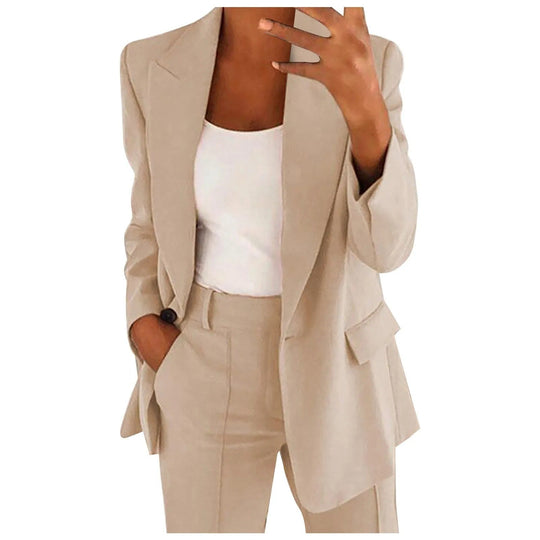 Women’s Two-Piece Business Suit – Fitted Blazer and High-Waist Tapered Trousers