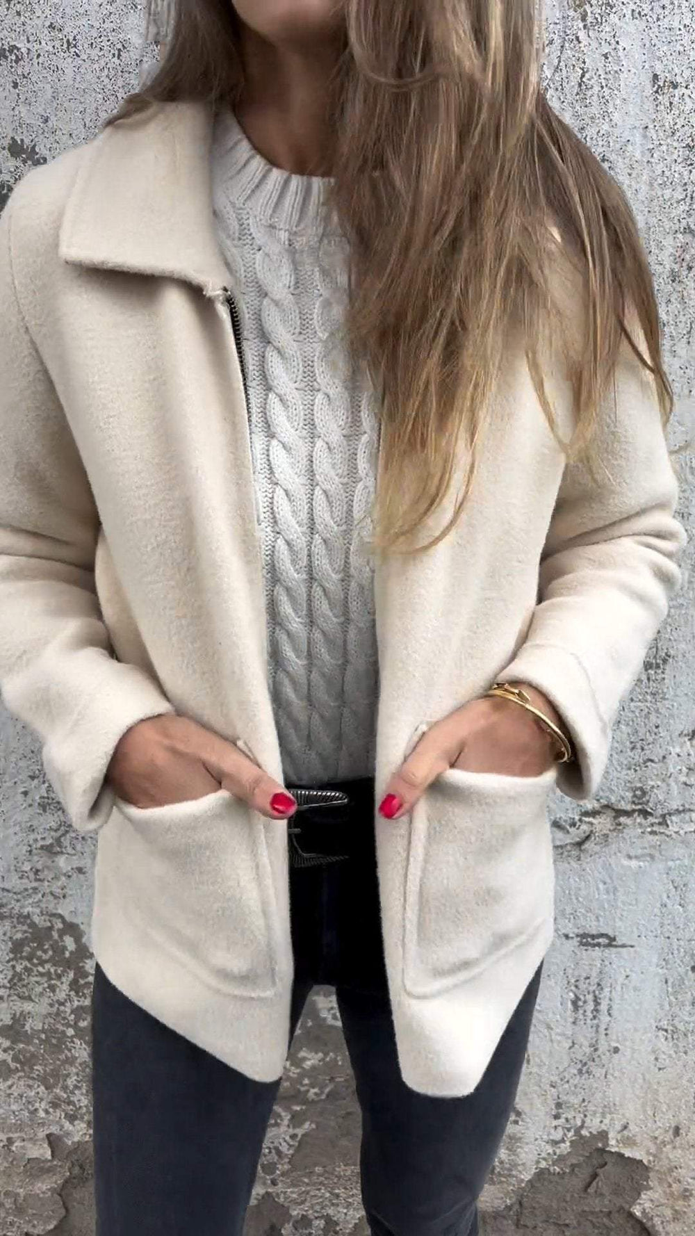Women's Warm Zip-Up Jacket – Soft Relaxed Autumn and Winter Coat