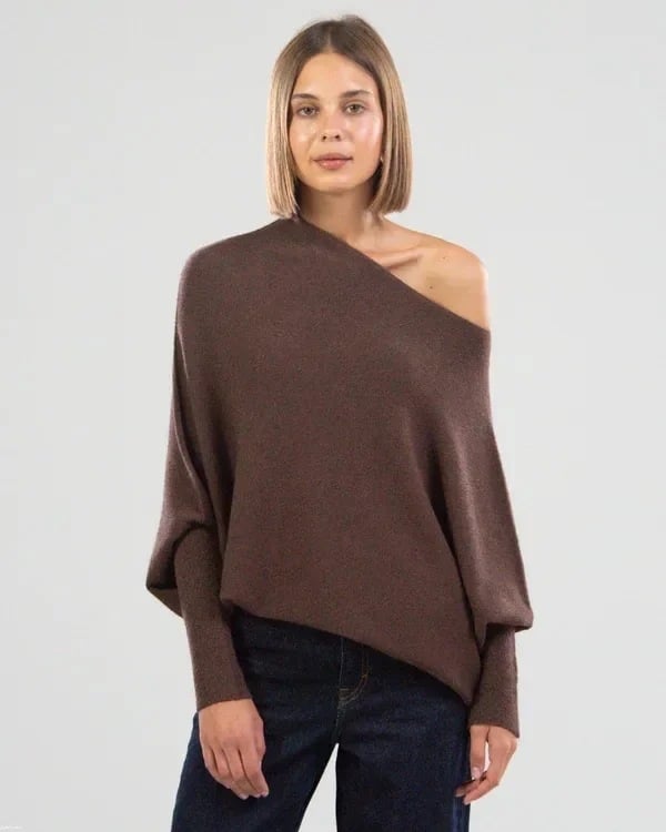 Women’s Winter Crew-Neck Sweater – Soft Warm Fitted Knit